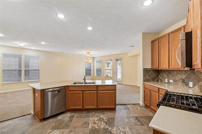 Building Photo - 26218 Riley Glen Dr