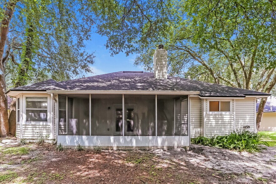 Building Photo - 3250 Guernsey Ct