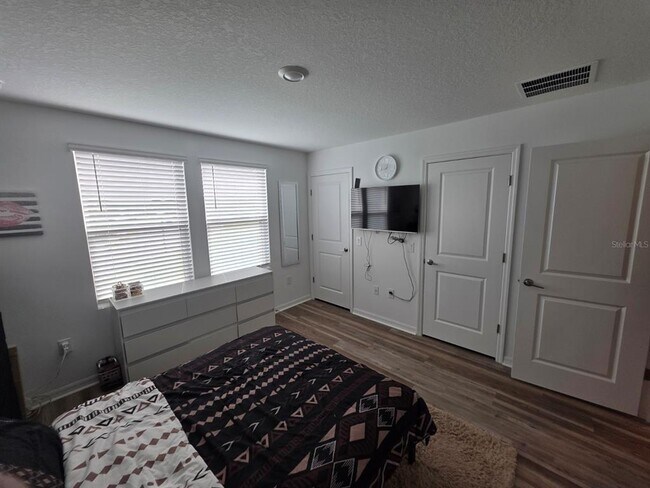 Building Photo - 3318 Composition St