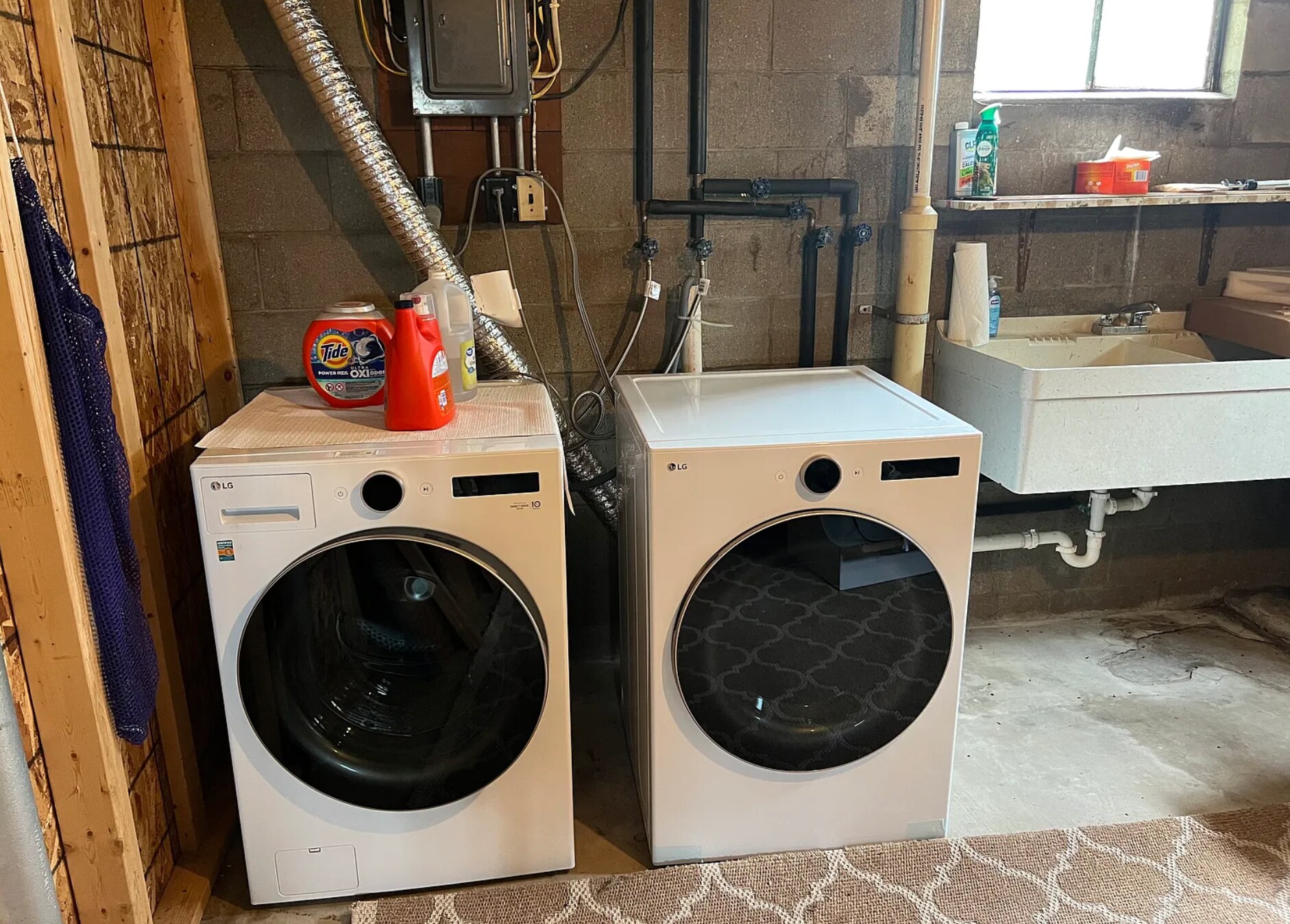 laundry - 15791 N 2700 East Rd