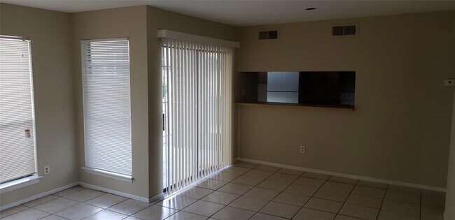 Building Photo - 6633 W Airport Blvd