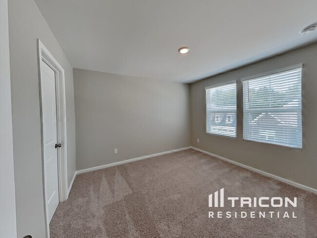 Building Photo - 3617 Apies St