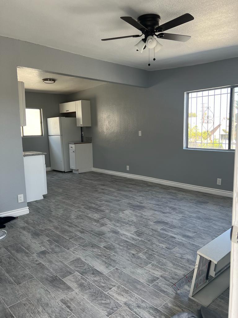 Building Photo - 120 W 73RD ST