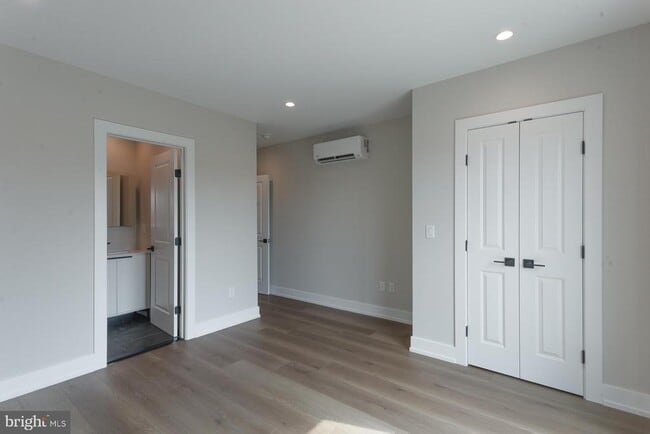 Building Photo - 3849 Fairmount Ave