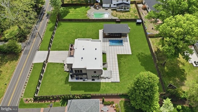 Building Photo - 56 Black Rock Rd