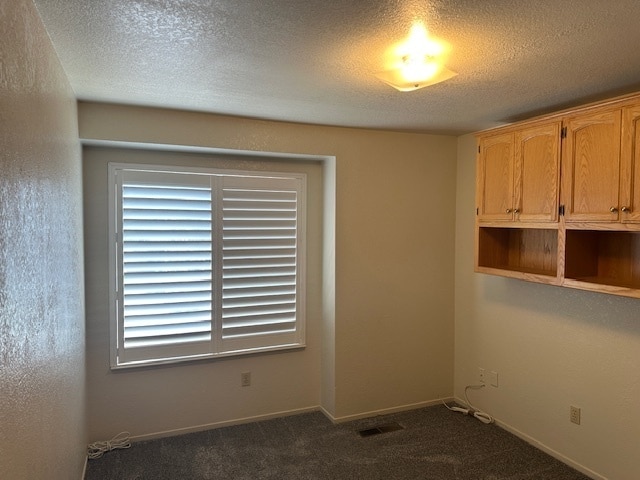 Building Photo - Riverband 4 Bedroom 2.5 Bath Home with Poo...