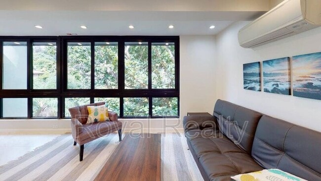 Building Photo - 21 Kepola Pl