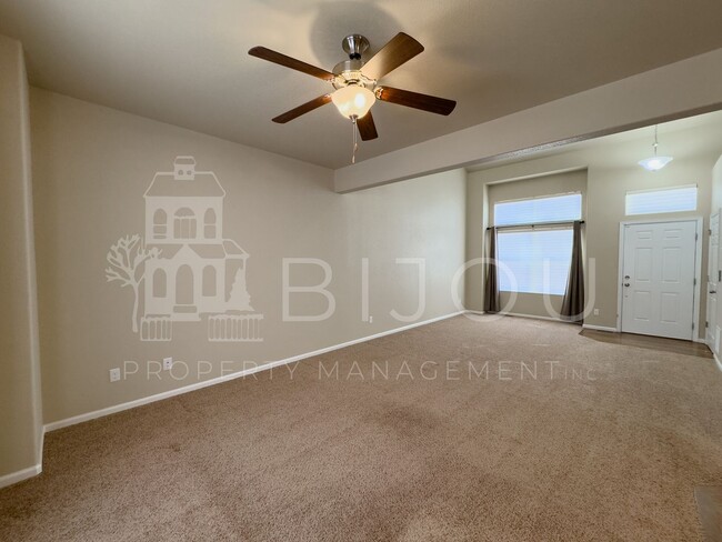 Building Photo - 9647 Carnival Ln