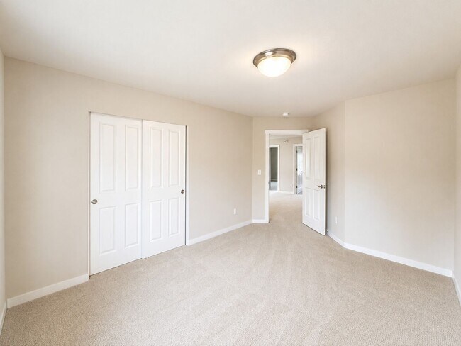 Building Photo - 4Bd/2.5Ba Bothell Home