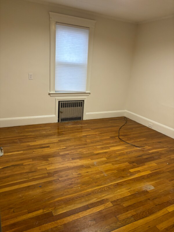 Building Photo - 1308 Pleasant St