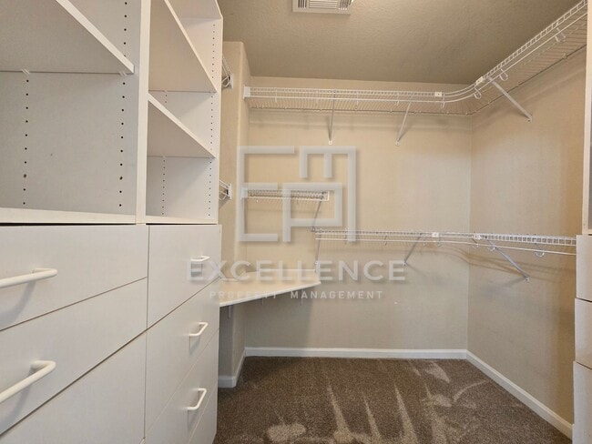 Building Photo - Beautiful 2 Story Townhouse - Small Pets N...