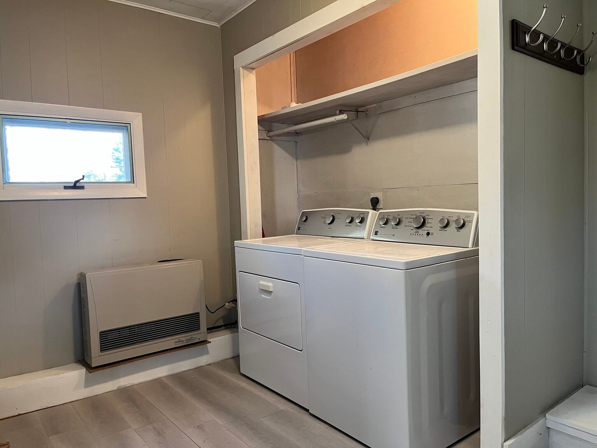 Building Photo - 85 West Main Street