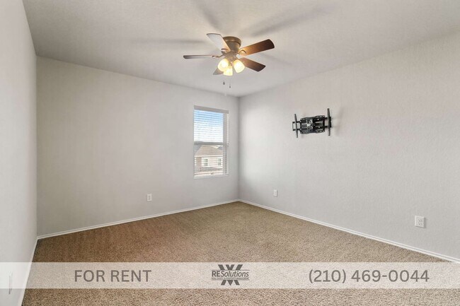 Building Photo - 13550 Lily Ln