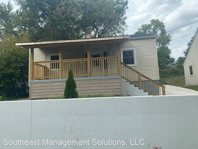 Building Photo - 2 br, 1 bath House - 1830 Dunklin St.