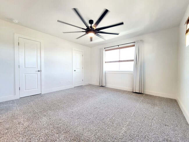Building Photo - 130 Furlong Dr
