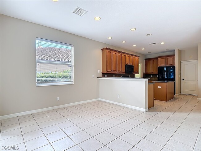 Building Photo - 2798 Via Piazza Loop