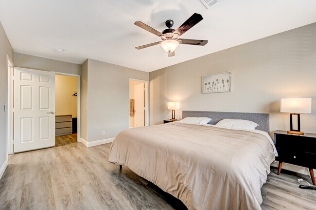 Building Photo - 2808 Crystal Lantern Dr