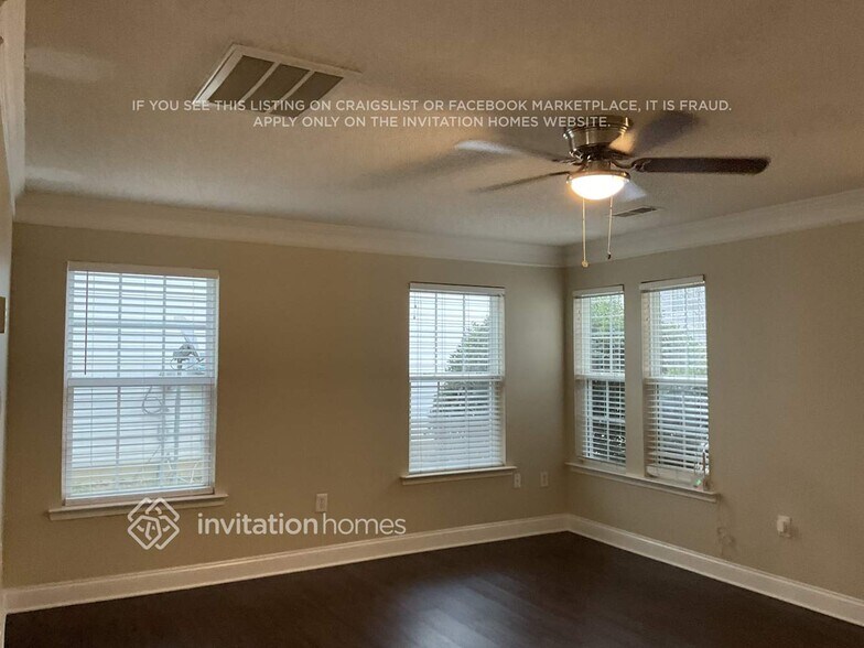 Building Photo - 303 Waterlemon Way