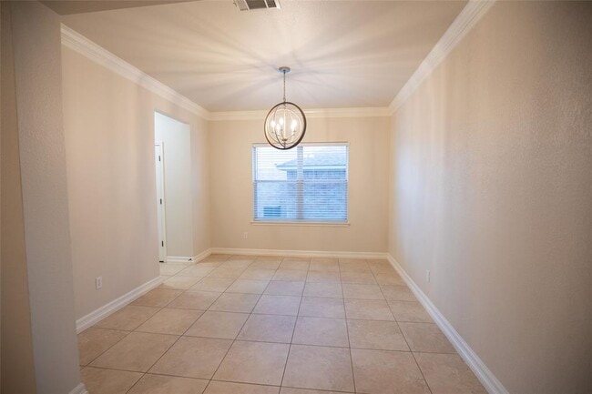 Building Photo - 9512 Bromsgrove Dr