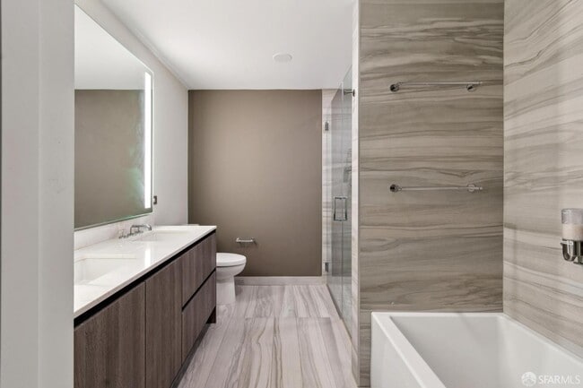 Building Photo - 201 Folsom St