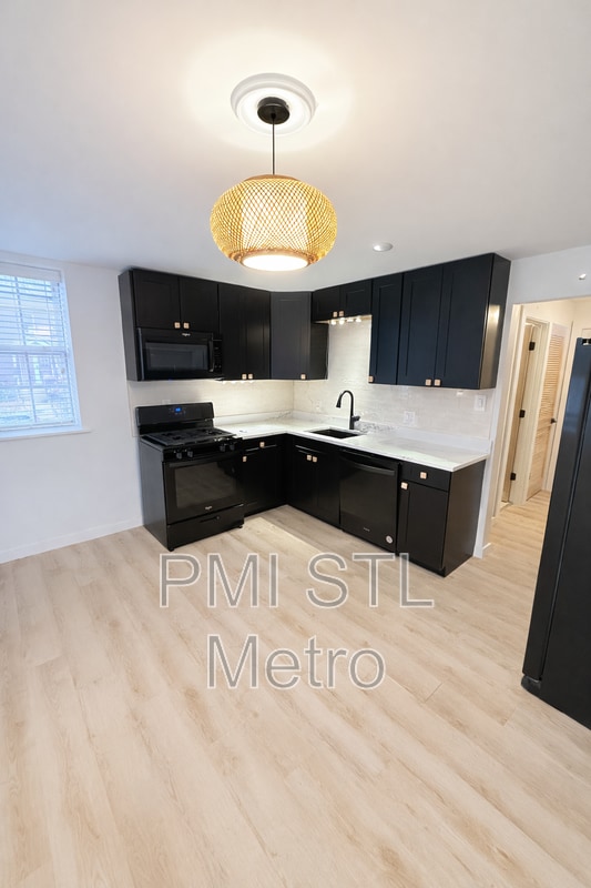 Building Photo - 7301 Tulane Ave