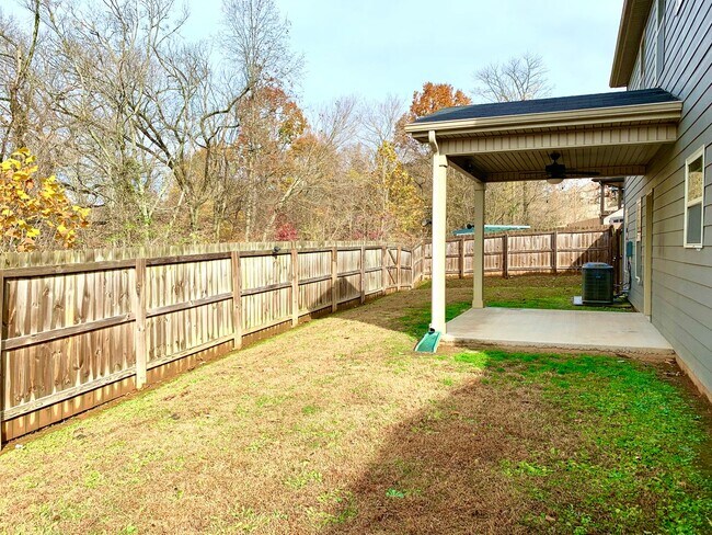 Building Photo - 117 Blue Hole Rd