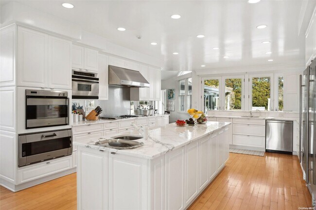 Building Photo - 145 Olivers Cove Ln