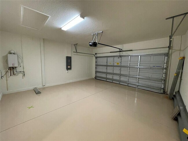 Building Photo - 5127 Tobermory Way