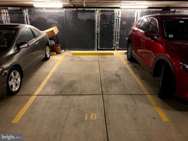 Building Photo - 1654 Euclid St NW