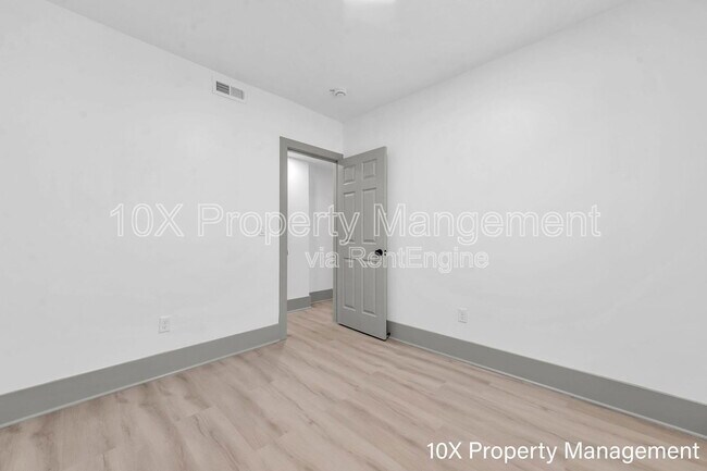 Building Photo - 207 N 22nd St