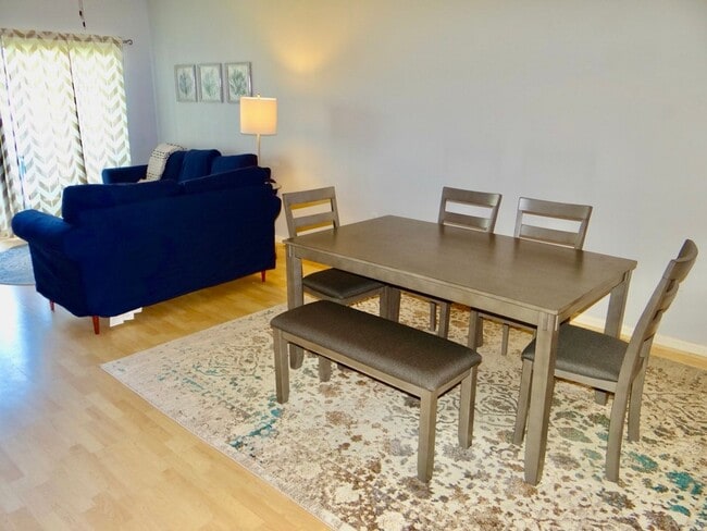 Building Photo - Furnished Long Term Rental in Surfside