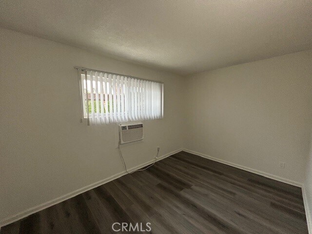 Building Photo - 37067 Bankside Dr