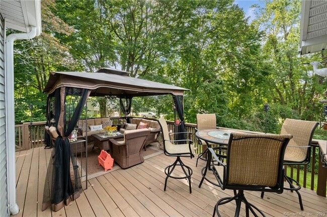 Building Photo - 6 East St