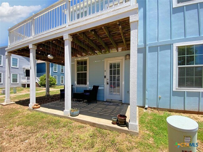 Building Photo - 118 Rush Haven