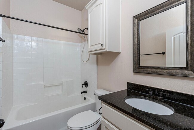 Building Photo - 3009 Santa Elena Dr