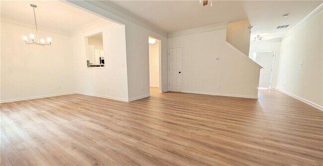 Building Photo - 521 Windstone Trail