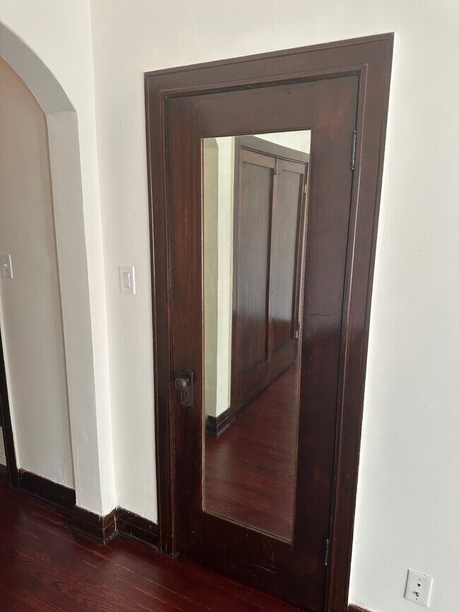 Building Photo - 2121 James M Wood Blvd