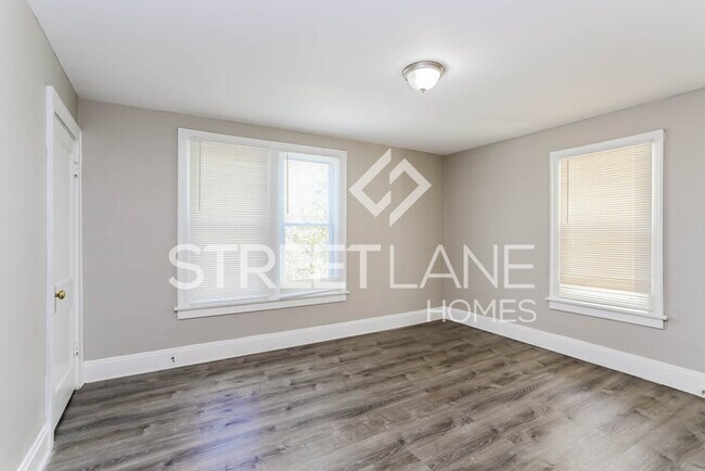 Building Photo - Charming 2 Bedroom in Columbus!