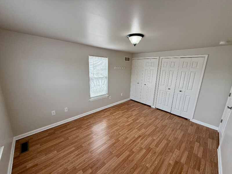 Building Photo - 35321 Turner Dr