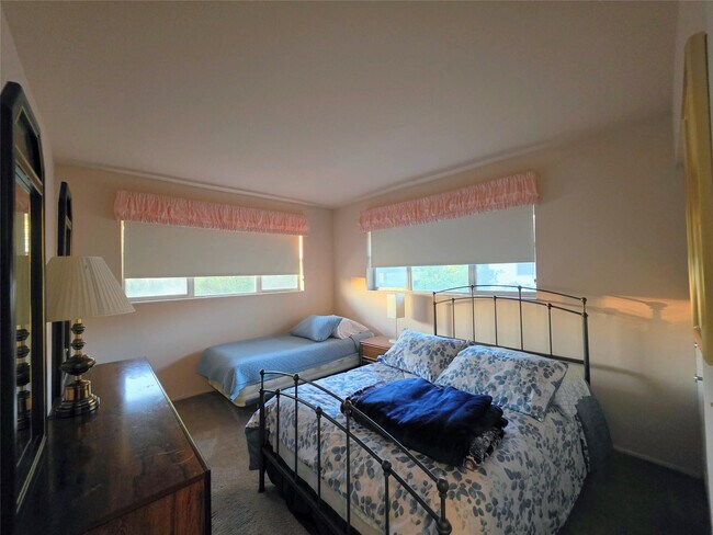 Building Photo - 300 Layne Blvd