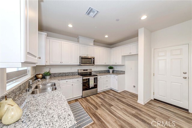 Building Photo - 16050 Aventurine Ln