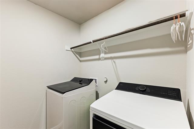 Building Photo - 7537 Prairie holly Ln