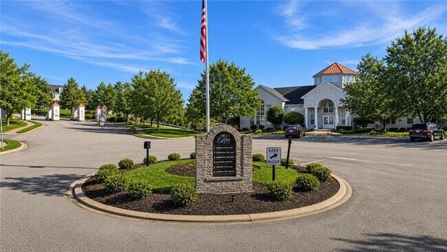 Building Photo - 217 Adams Pointe Blvd