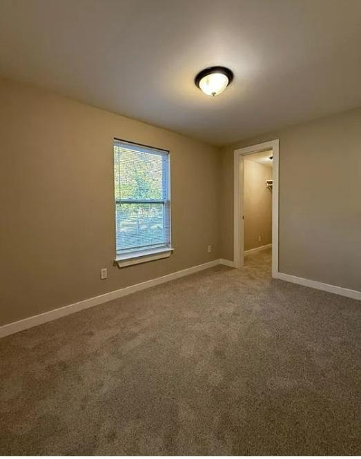 Building Photo - 221 Sheppard Pl