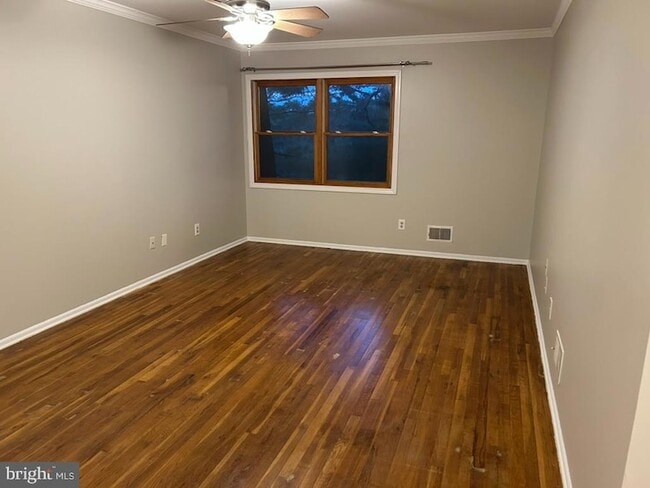 Building Photo - 1231 Country Mill Dr