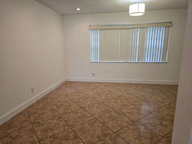 Building Photo - 4125 Pine Branch Cir