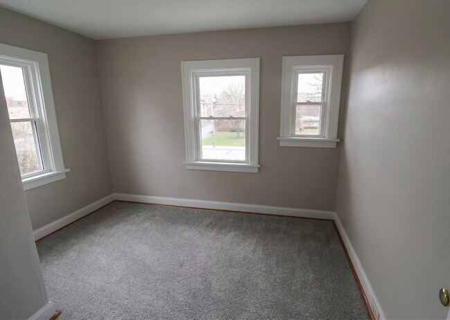 Building Photo - 4287 Rocky River Dr