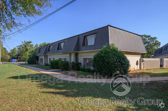 Building Photo - 1300 Coosa Pines Dr