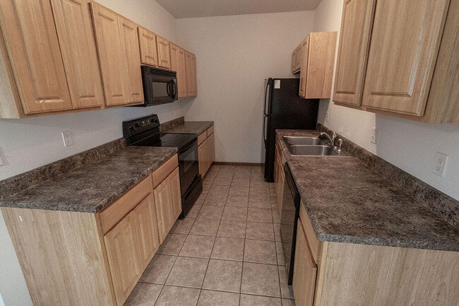 Building Photo - 1613 Citadel Dr