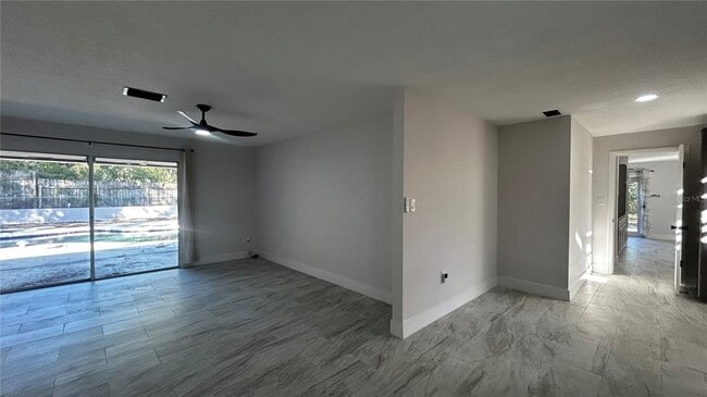 Building Photo - 1606 NW 22nd St